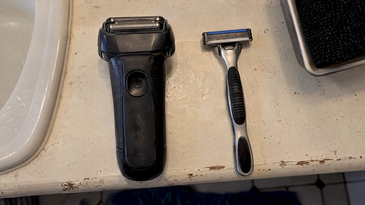 Separate scalp and facial shaving tools